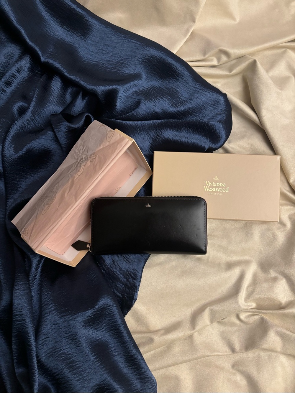 Vivienne Westwood Black Zip Around Leather Wallet